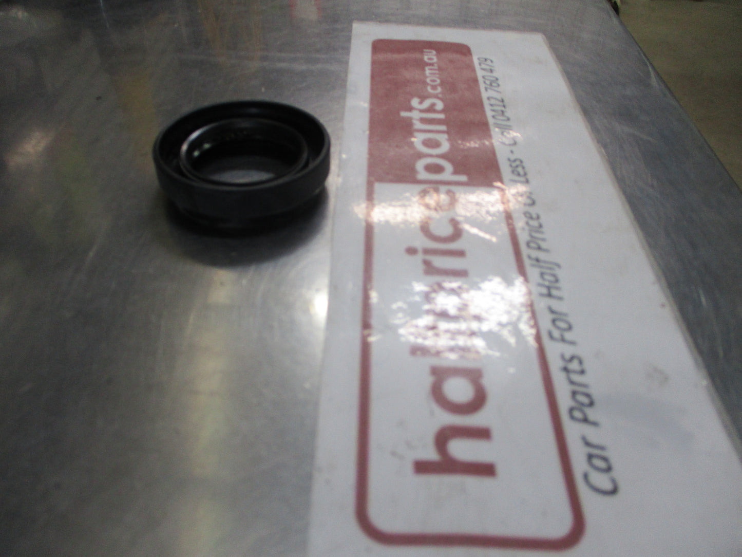 Hyundai Tiburon Genuine Manual Gearbox Axel Seal New Part