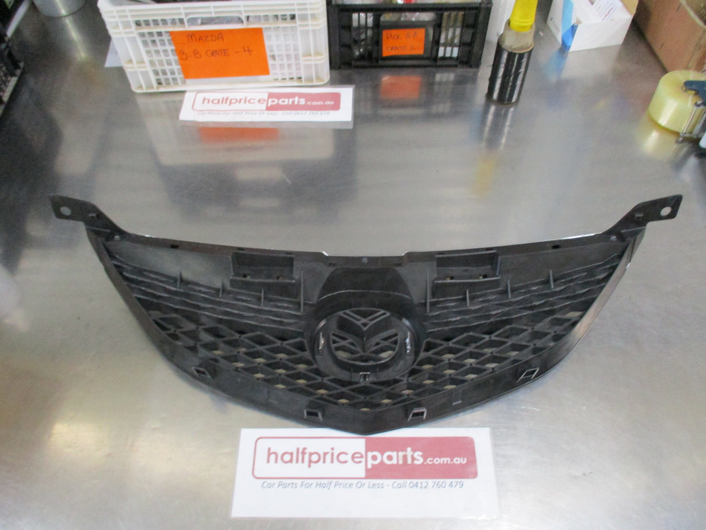 Mazda 6 GC-GY Genuine Front Radiator Grille (Chrome/Black) New Part