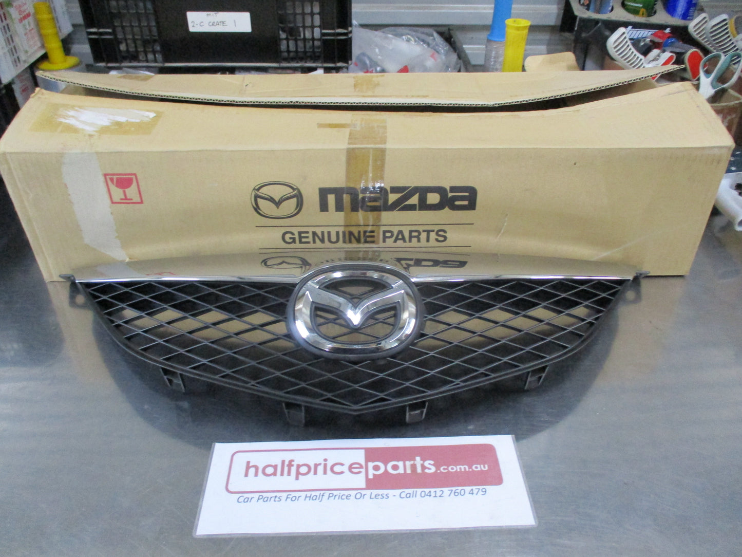 Mazda 6 GC-GY Genuine Front Radiator Grille (Chrome/Black) New Part