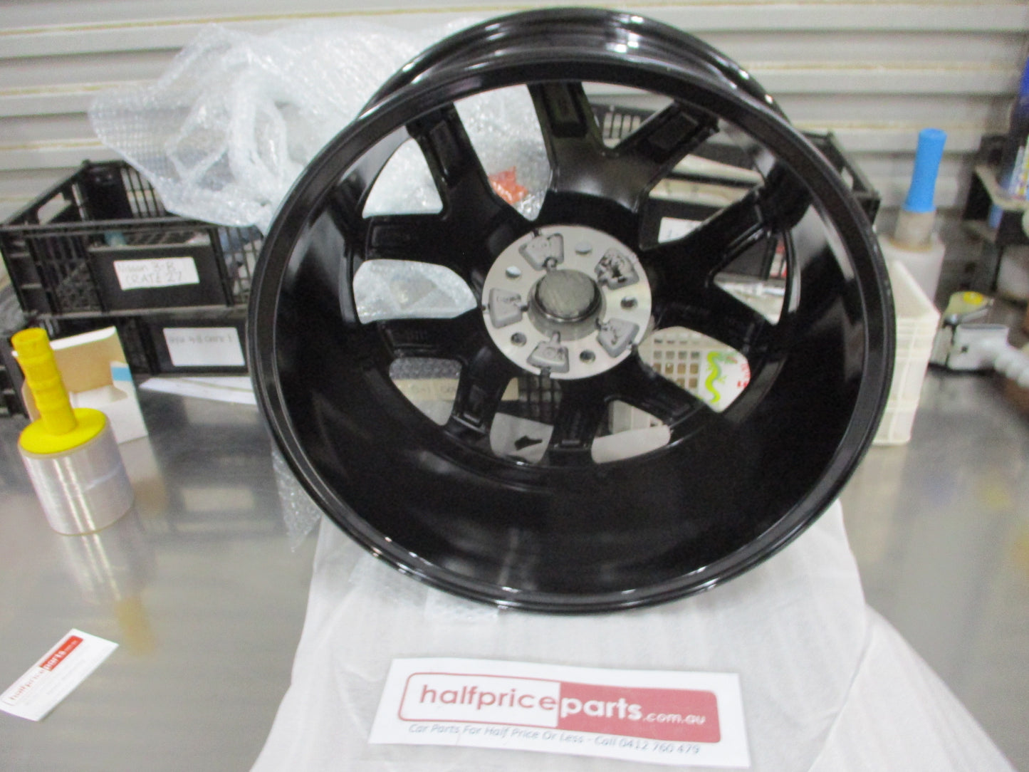 Mitsubishi Outlander Genuine 18x71/2- 1 X Alloy Wheel With Center Cap New Part
