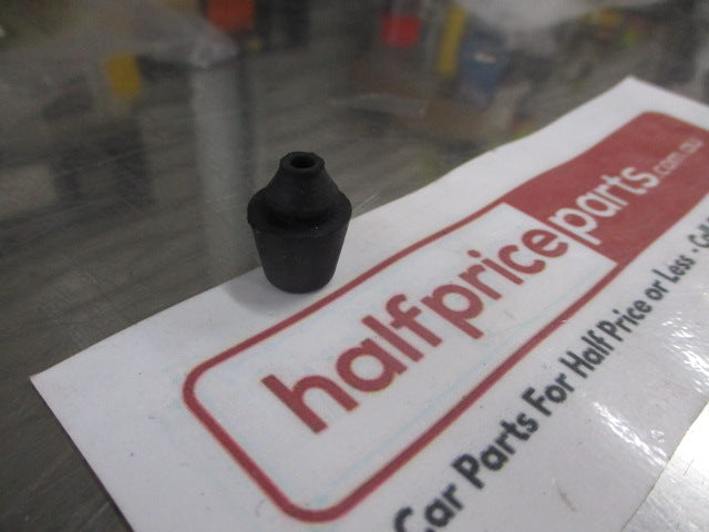 Mitsubishi Pajero/Outlander Genuine Rear Tail Gate Damper Rubber New Part