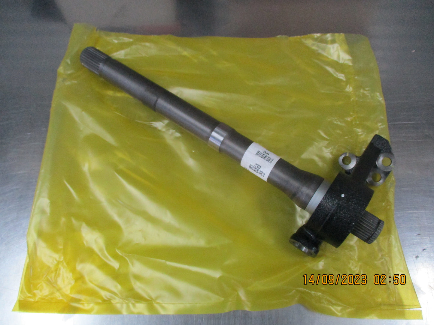 Hyundai Santa Fe / Kia Sorento Genuine Bearing Bracket And Shaft New