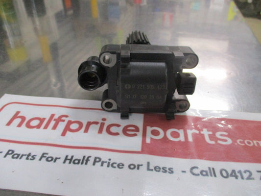 Ford VH-VJ Transit Genuine Ignition Coil New Part