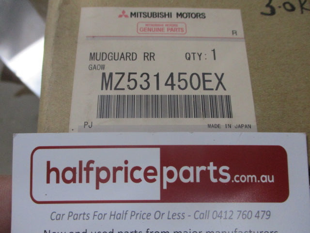 Mitsubishi Outlander Genuine Rear Mud Flap Set With Instruction/Fitting Kit New Part