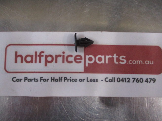 Mitsubishi Genuine Rear Weather Strip Clip (Details Below) New Part