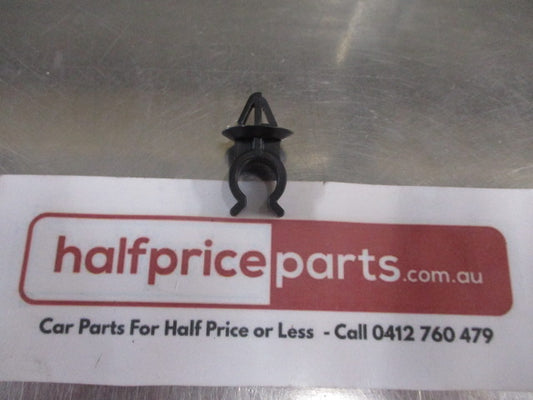 Mitsubishi Lancer Genuine A/C Discharge Hose Clip New Part