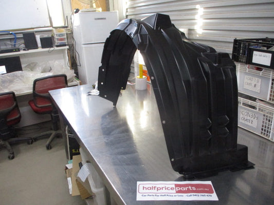 Mitsubishi Outlander Genuine Right Hand Front Guard Liner New Part