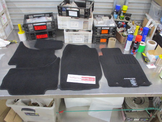 Mitsubishi MQ/MR Triton Genuine 5Pce Carpet Floor Mat Set New Part