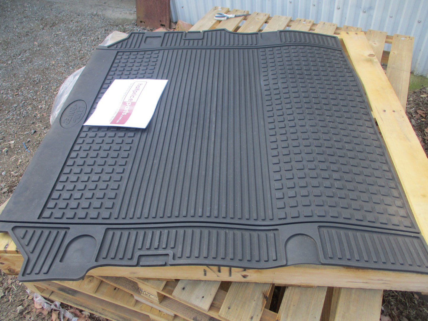 Land Rover Discovery 3-4 Genuine Rear Load Space Heavy Duty Rubber Mat New Part