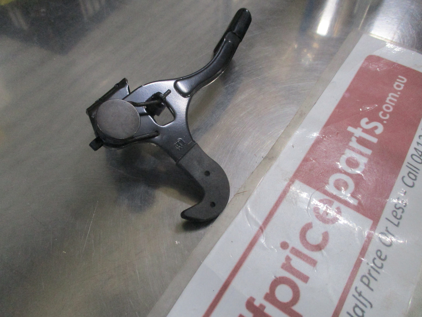 Hyundai Tucson Genuine Bonnet Catch New Part