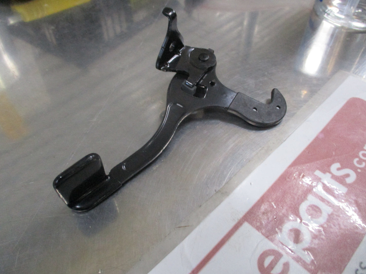 Hyundai Tucson Genuine Bonnet Catch New Part