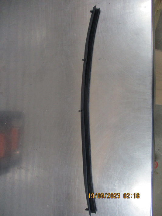 Nissan R33 Genuine Radiator Seal New