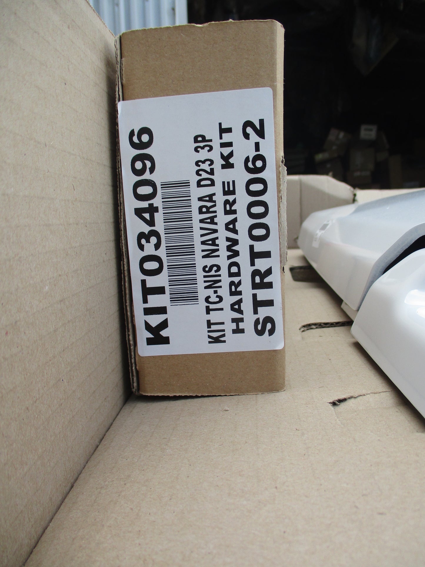 Nissan Navara D23 NP300 Dual Cab Genuine 3 Piece Hard Lid Kit (Polar White) New Part