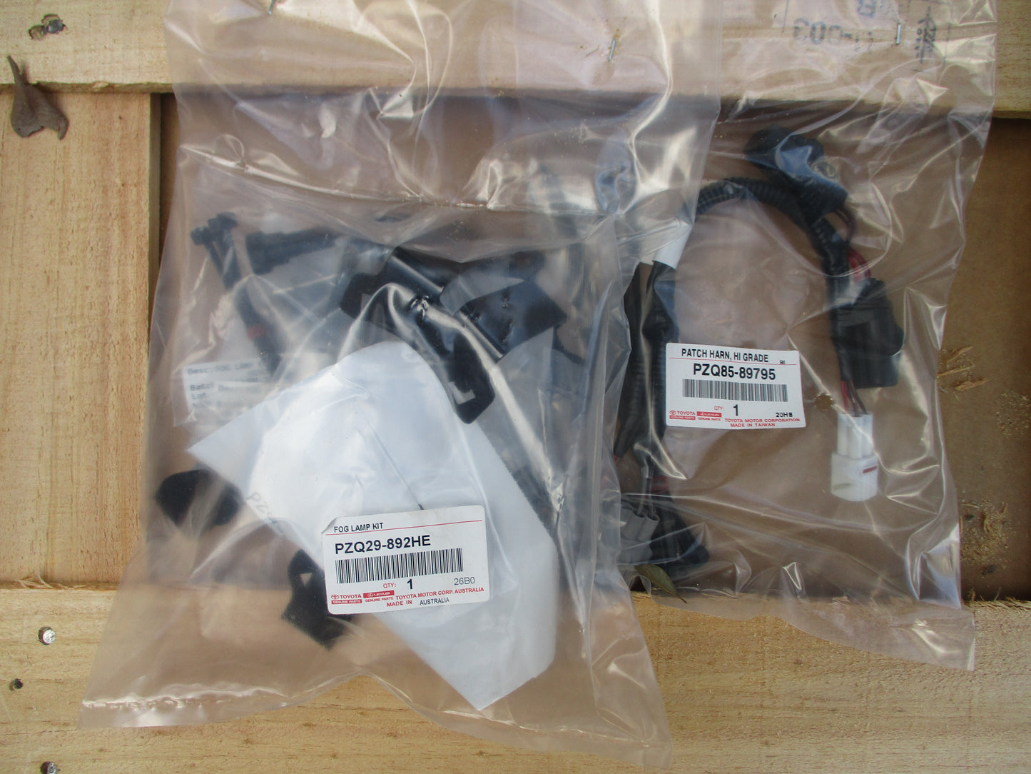 Toyota Hilux Rogue-SR5-SR Genuine Steel Winch Bar Kit New Part