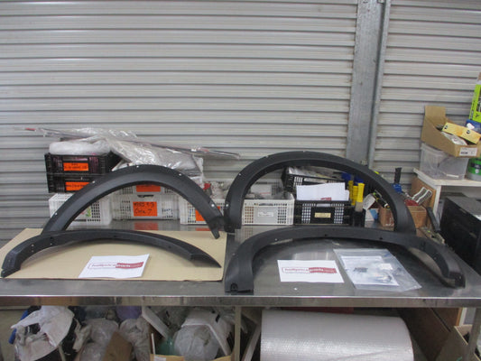 Nissan Navara D23 NP300 Genuine 4 Piece (W/Out Bull Bar) Kit (Unpainted)New Part