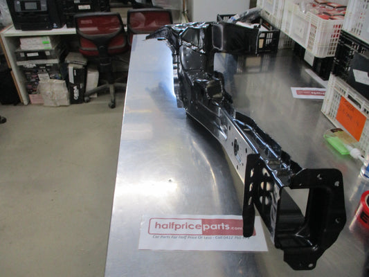 Honda HR-V Genuine Front Right Hand Bulk Head Frame Set New Part