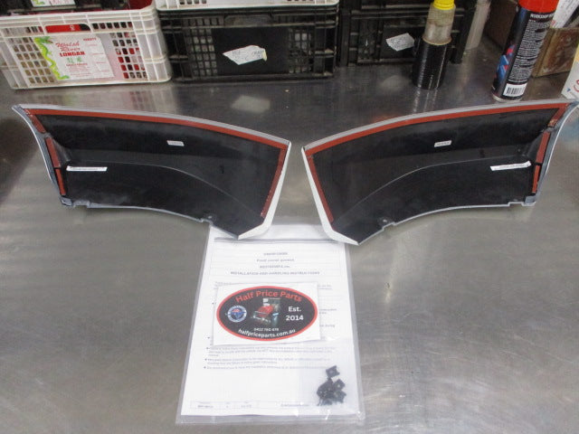 Mitsubishi ZM Outlander Genuine Front Left And Right Lower Bumper Garnish (Factory White W37) New Part