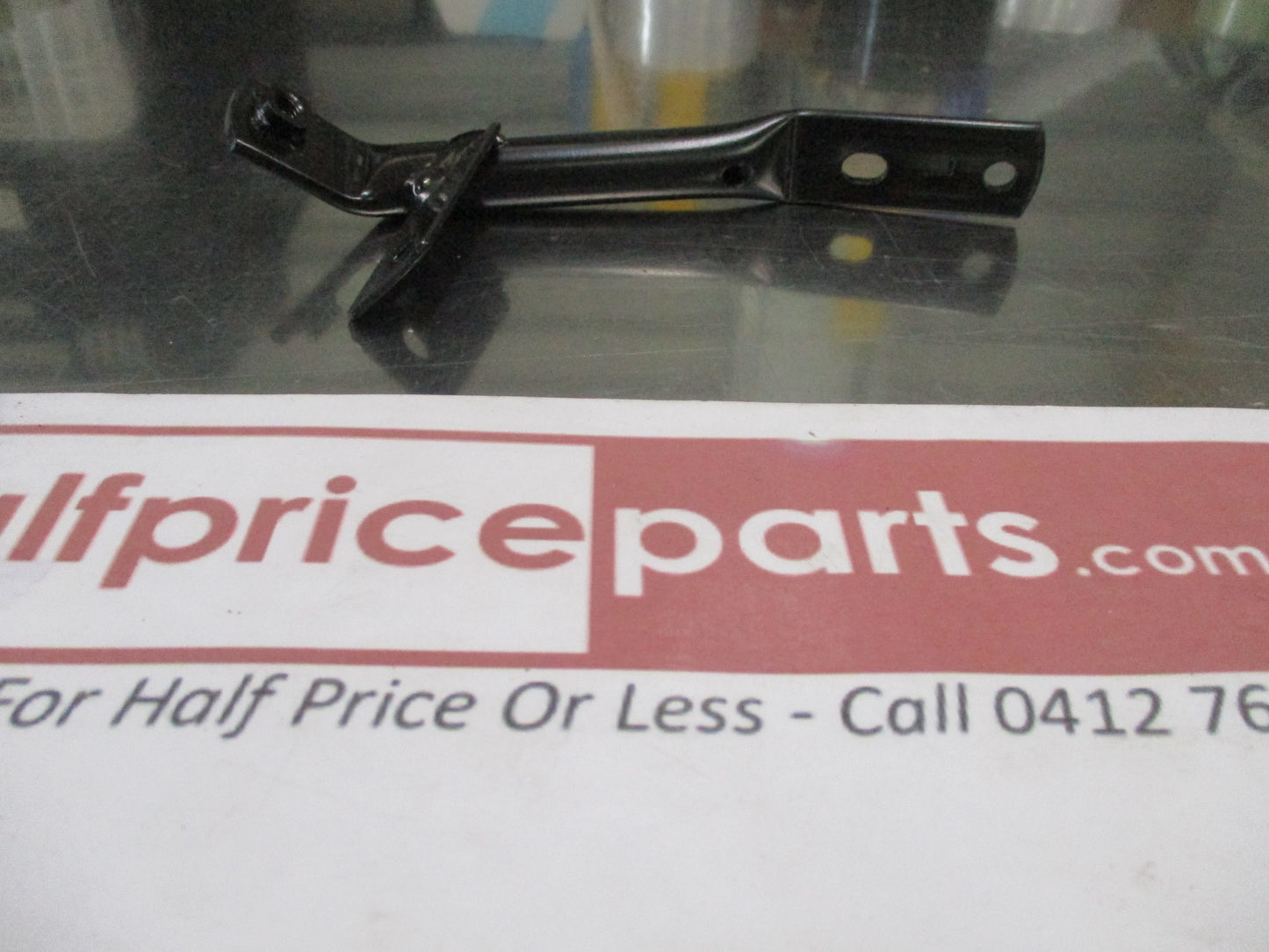 Suzuki XL-7/Vitara/Grand Vitara Genuine Left Hand Front Bumper Lower Side Bracket New Part