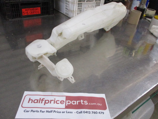 Mitsubishi Pajero NW Genuine Washer Bottle Used Part VGC