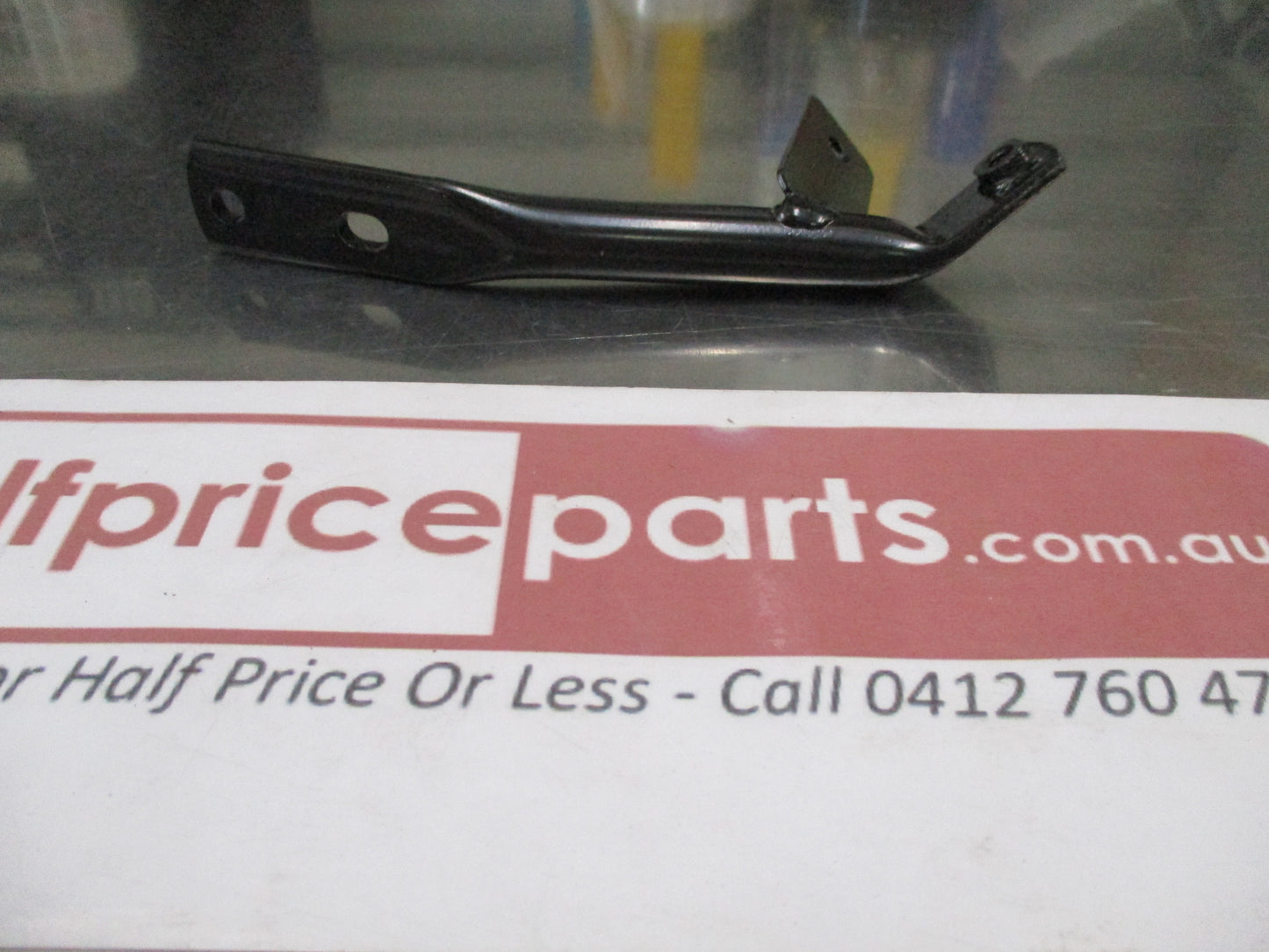 Suzuki XL-7/Vitara/Grand Vitara Genuine Left Hand Front Bumper Lower Side Bracket New Part