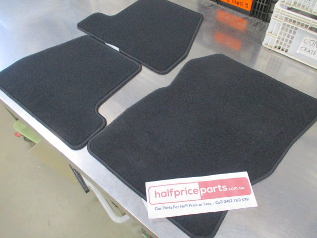 Ford Focus LZ Genuine Carpet Floor 3 Piece Set New Part