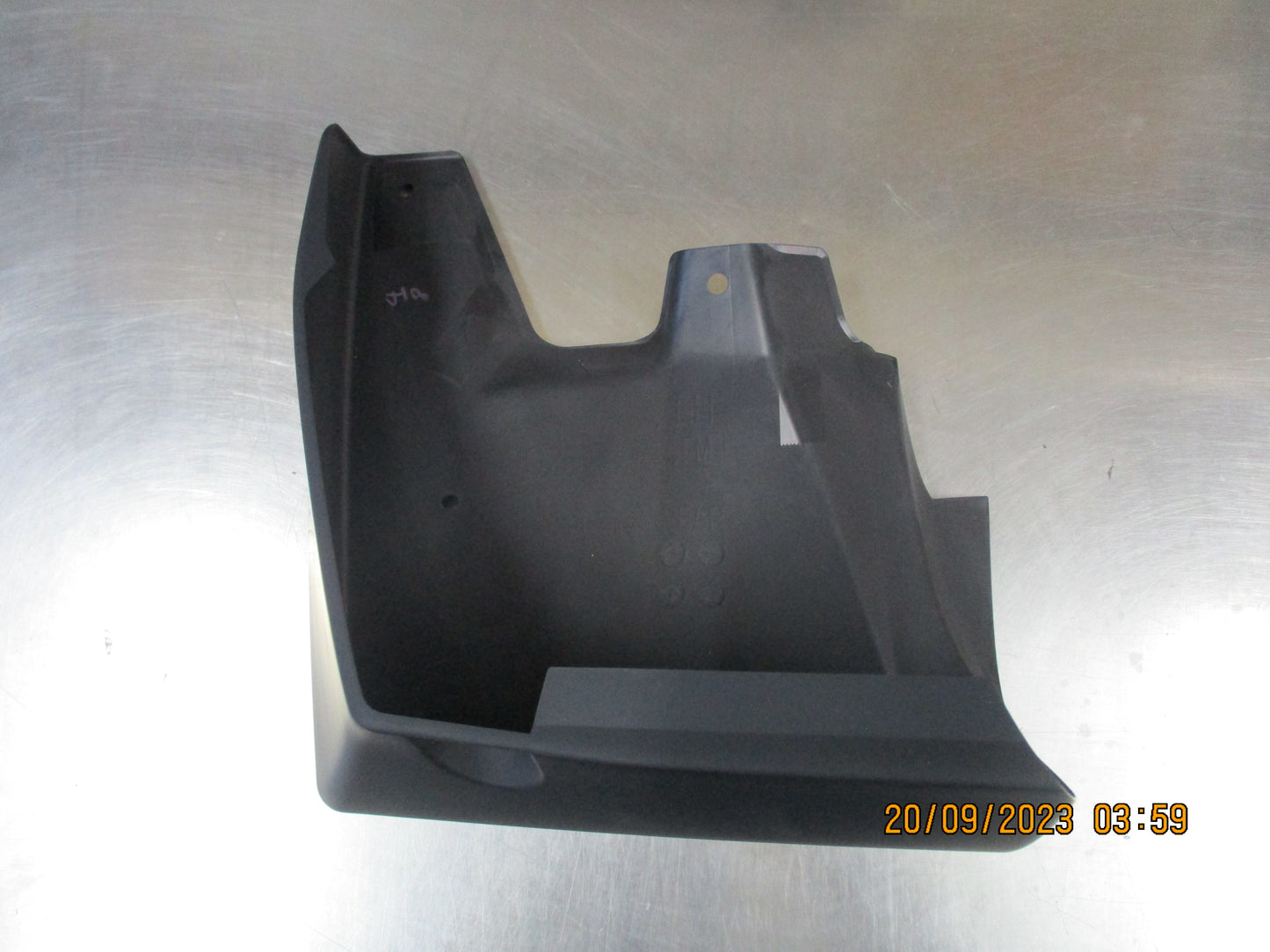 Subaru Forester Genuine Rear Mud Flap / Splash Guard Kit New