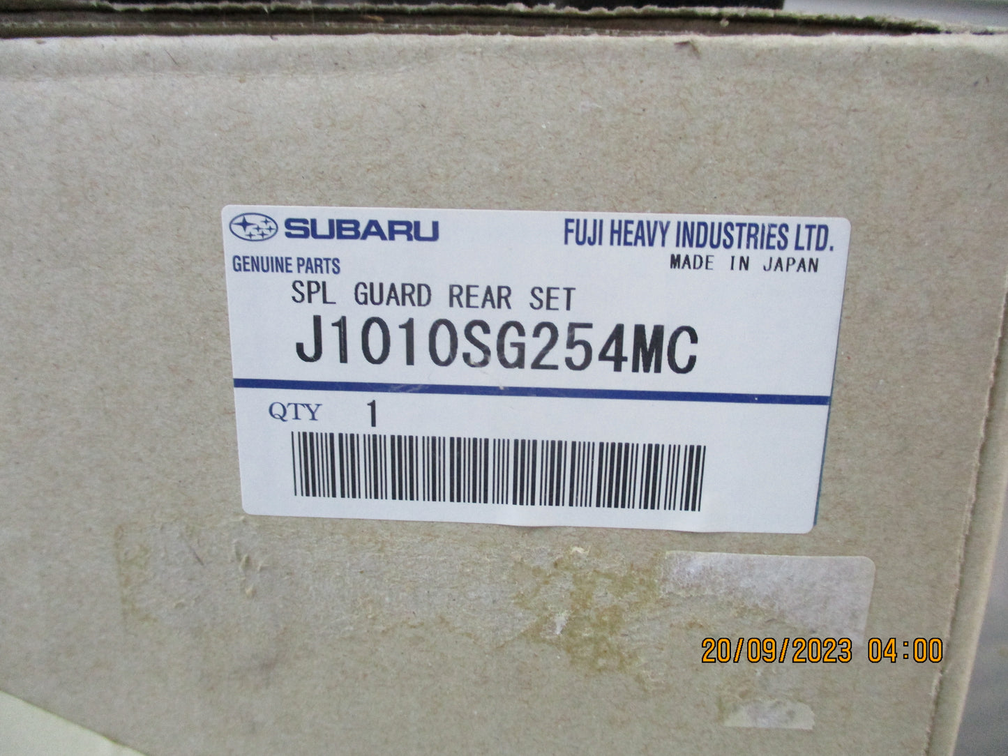 Subaru Forester Genuine Rear Mud Flap / Splash Guard Kit New