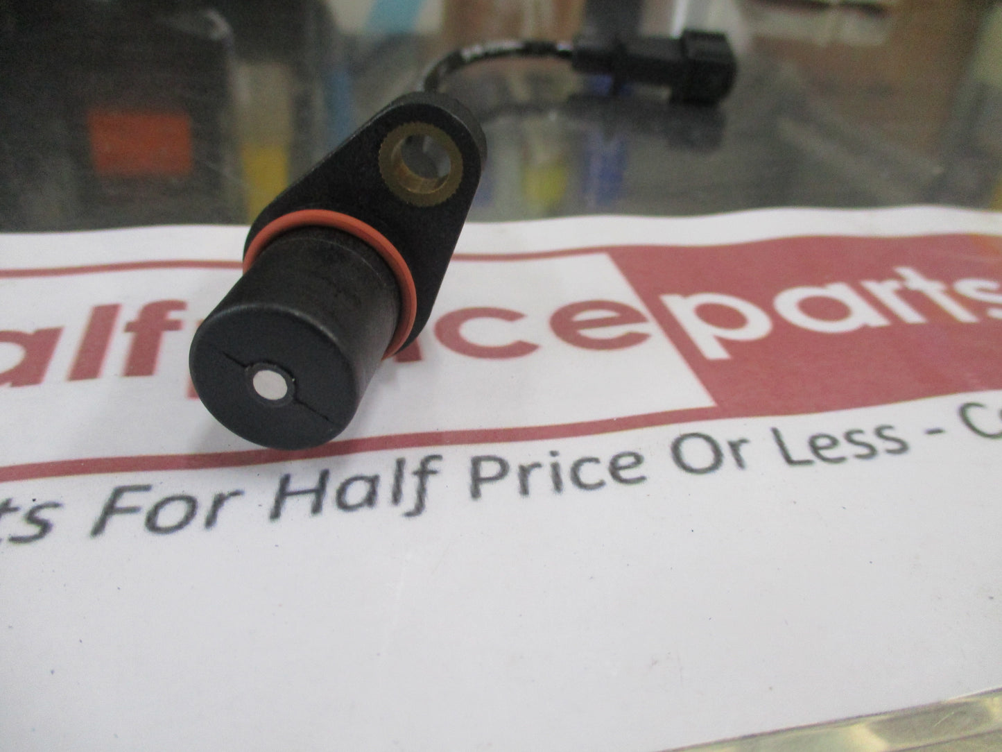 Hyundai Accent/Elantra/Tiburon Genuine Crankshaft Sensor New Part