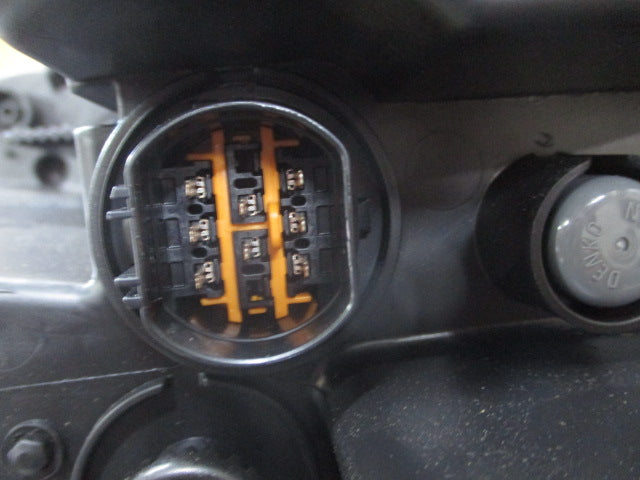 Kia Rondo Genuine Left Hand Front Head Light (Passenger) New Part