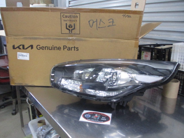 Kia Rondo Genuine Left Hand Front Head Light (Passenger) New Part