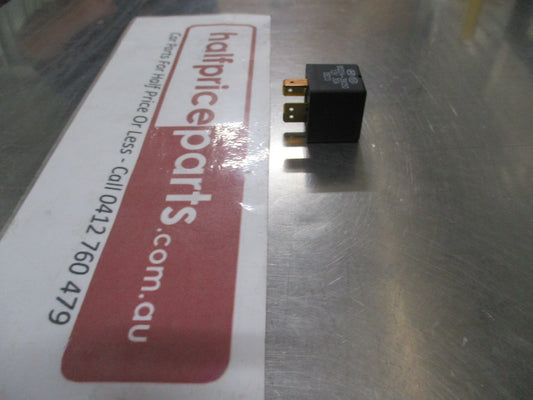 Hyundai Elantra/Santa Fe/Sonata/Tiburon Genuine Power Relay Assembly New Part