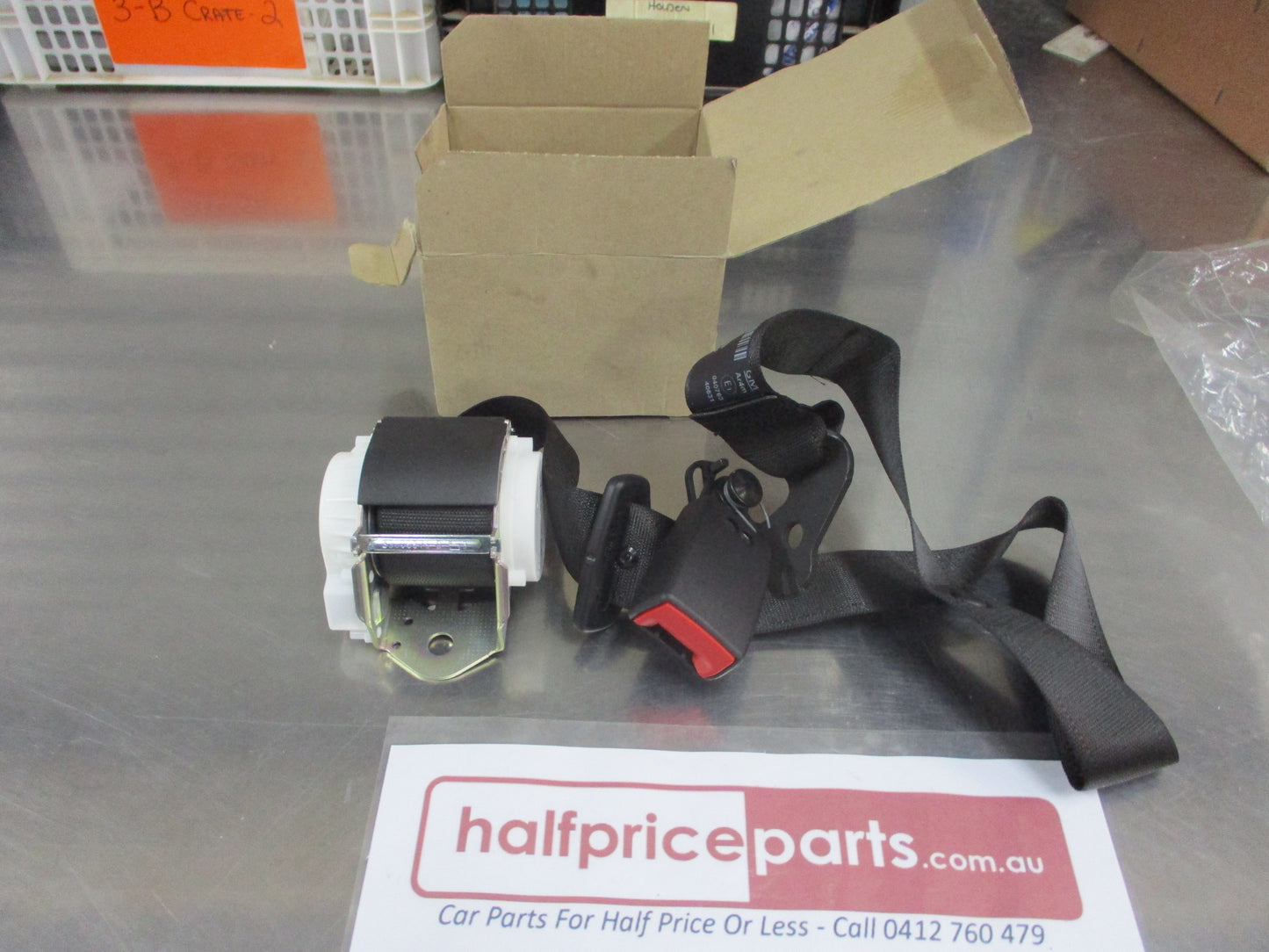 Holden VE/WM Statesman Genuine Center Rear Seat Belt Assembly New Part