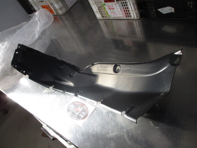 Mitsubishi Triton Genuine Front Left Hand Wheel House Splash Guard New Part.
