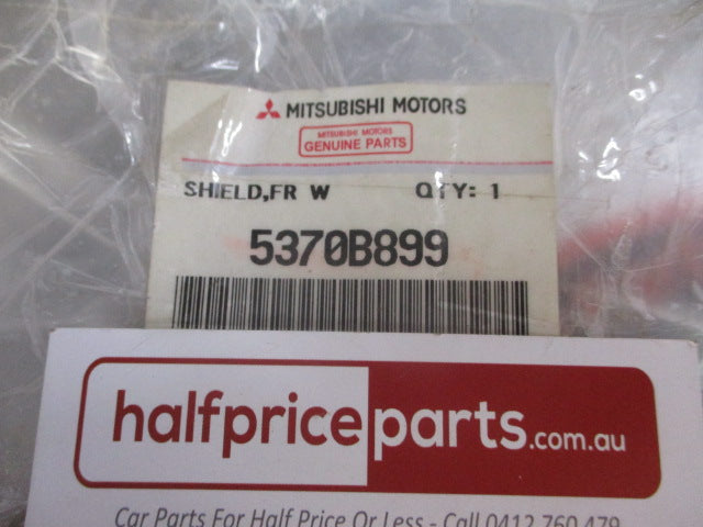Mitsubishi Triton Genuine Front Left Hand Wheel House Splash Guard New Part.