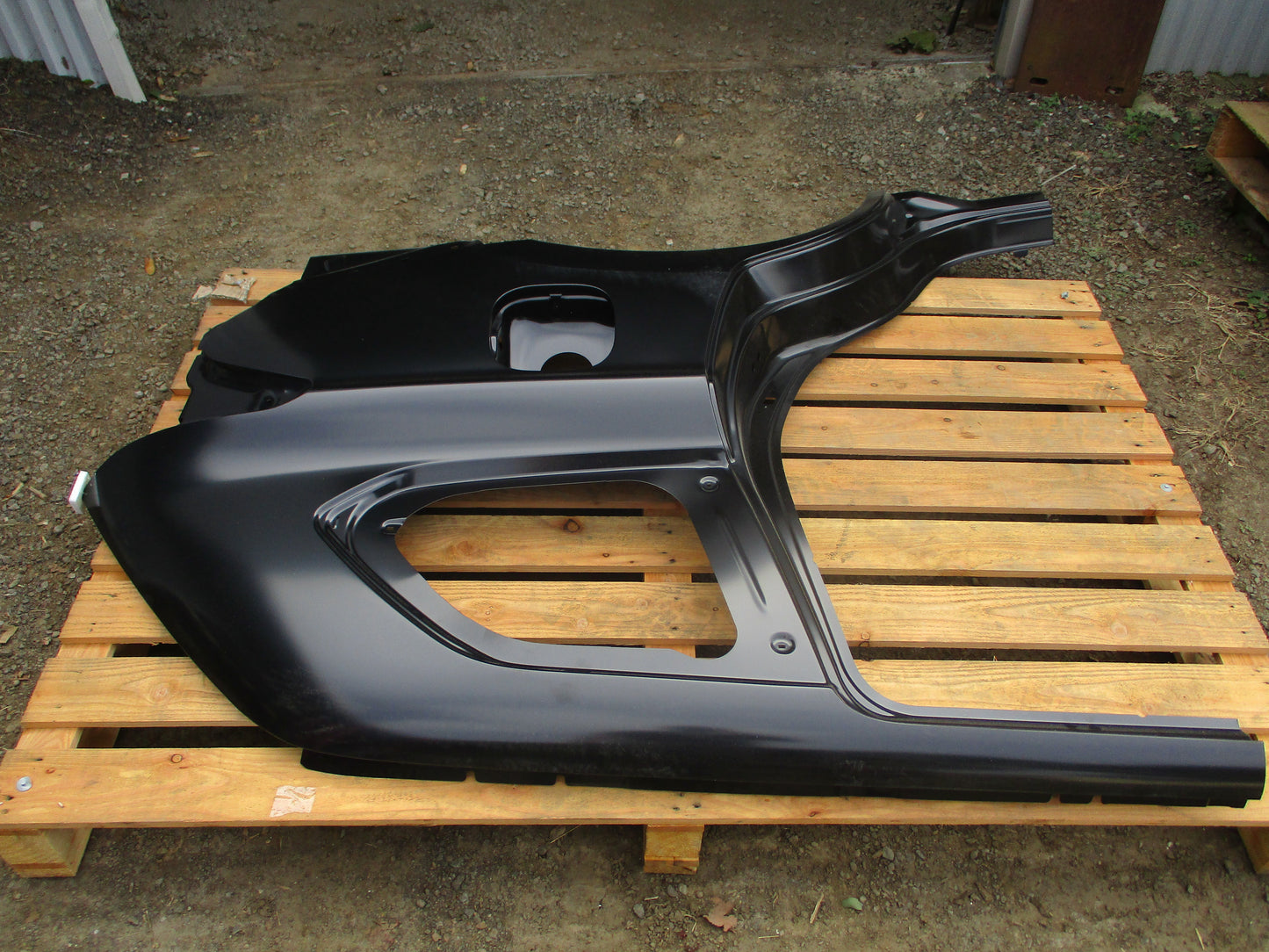 Mitsubishi Outlander Genuine Left Hand Rear Quator Panel Outer New Part
