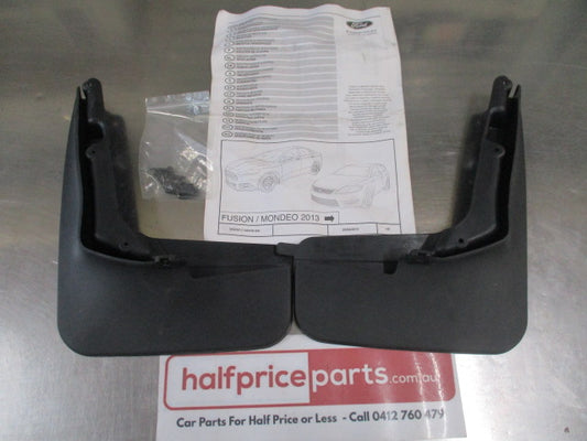 Ford MD Mondeo Wagon Genuine Rear Mud Flap Pair  - Includes  Fitting Kit - New Part