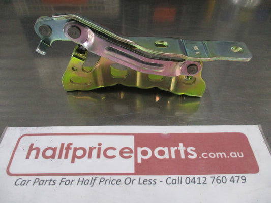 Hyundai Tucson Genuine Right Hand Bonnet Hinge New Part