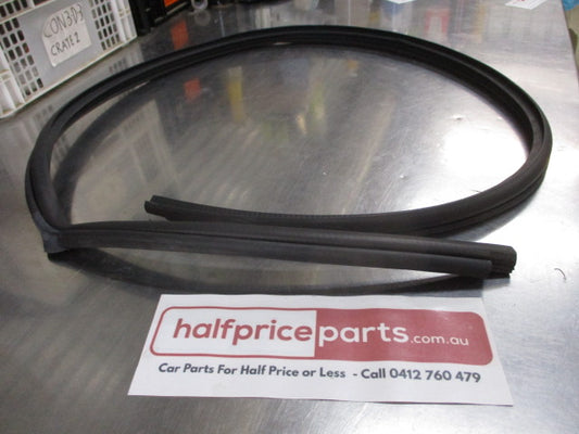 Mitsubishi Outlander Genuine Right Hand Front Door Weather Strip New Part
