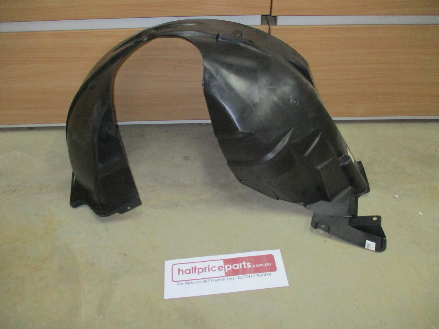 Suzuki Kizashi Genuine Front Right Fender Liner New Part