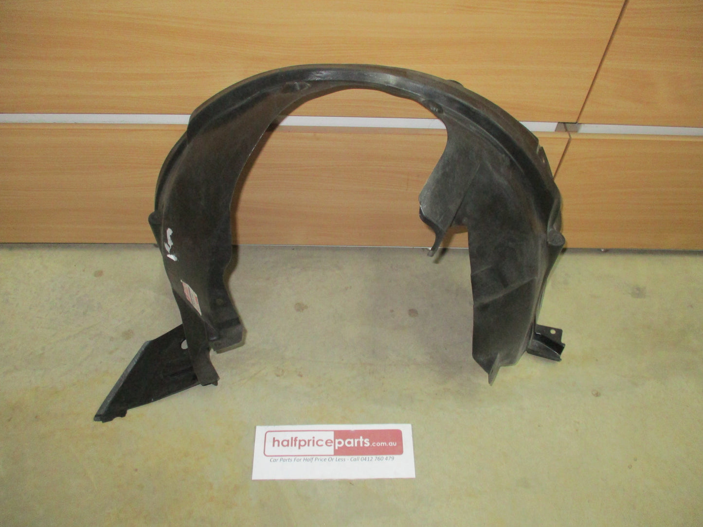Suzuki SX4 Genuine Front Right Hand Mud Guard Liner New Part