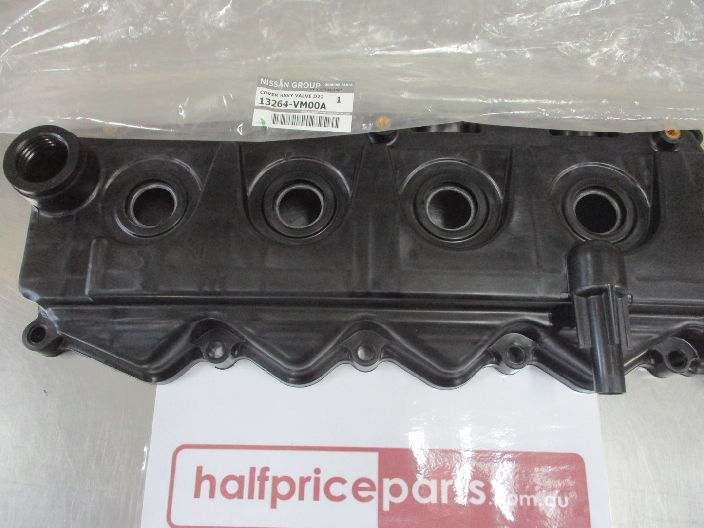 Nissan Navara D22/D40 YD25DDTI Genuine Rocker Valve Cover New Part