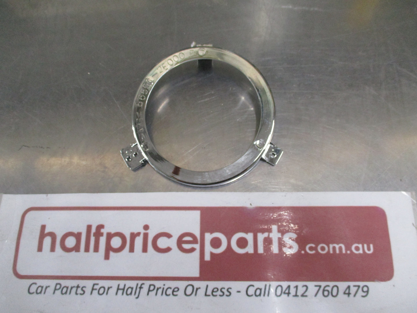 Hyundai Tucson Genuine Front Bumper Right Hand Crossmember Seal New Part
