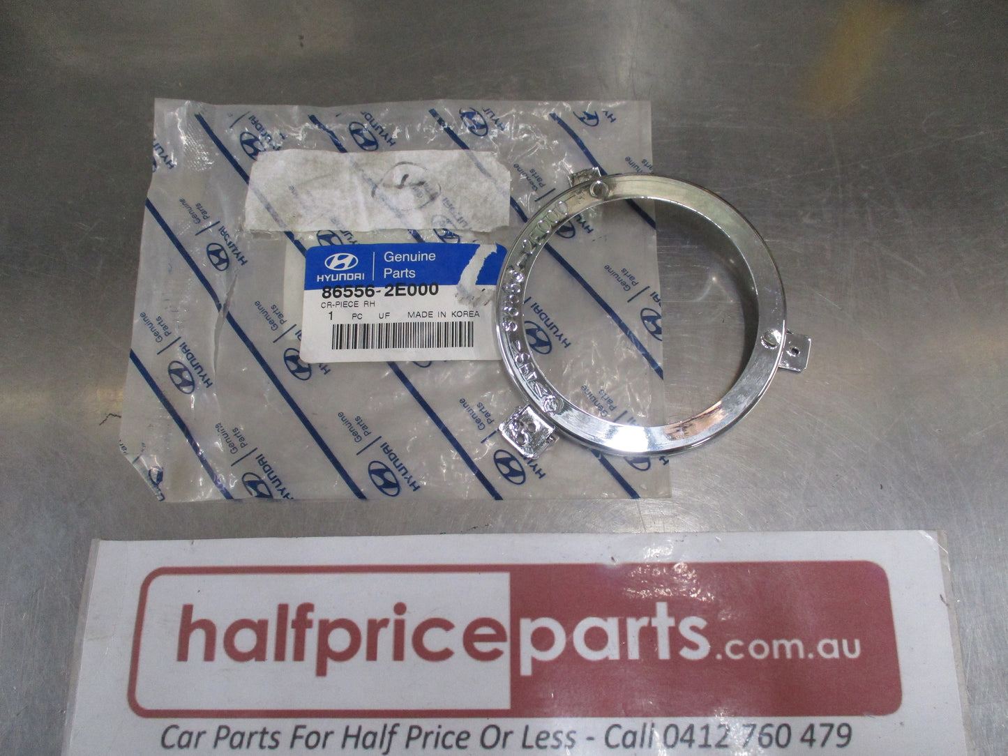 Hyundai Tucson Genuine Front Bumper Right Hand Crossmember Seal New Part