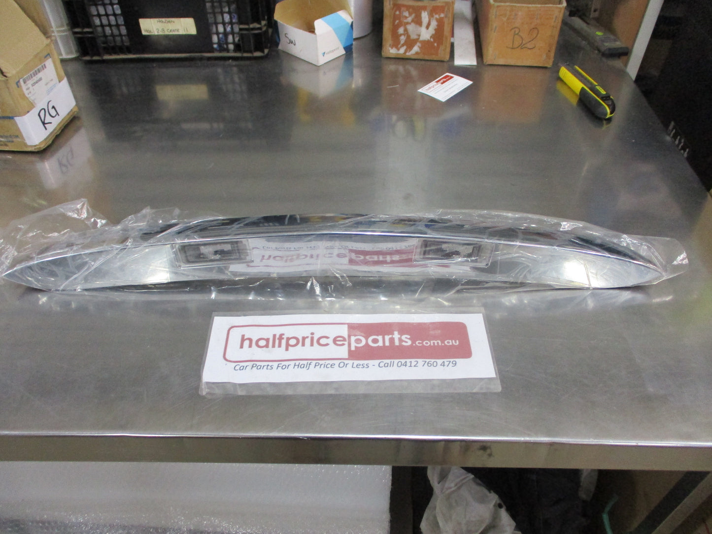Holden Trailblazer-Colorado 7 Genuine Tail Gate Chrome Number Plate Bezel New Part