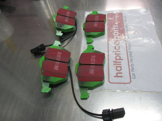 EBC Greenstuff Front Brake Pad Set Suits Auid A4/A6/VW Passat New Part