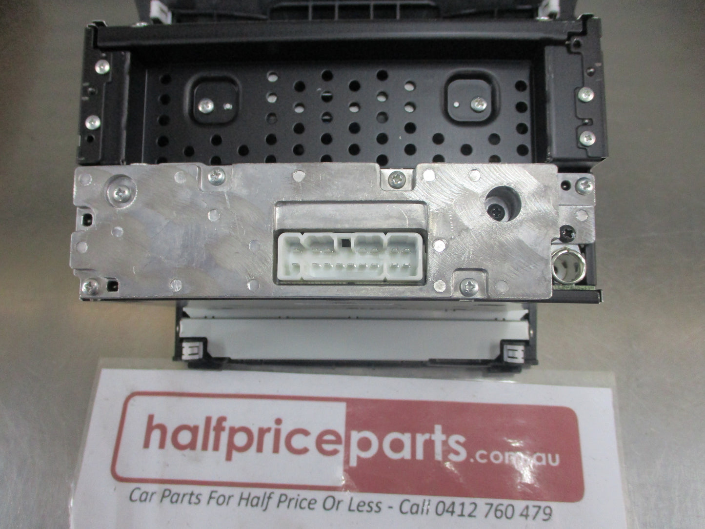 Holden RG Colorado Single Cab Genuine AM-FM Radio CD Player New Part