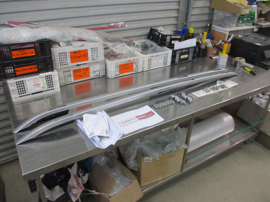 Land Rover Discovery 5 Genuine Roof Rails Used Part