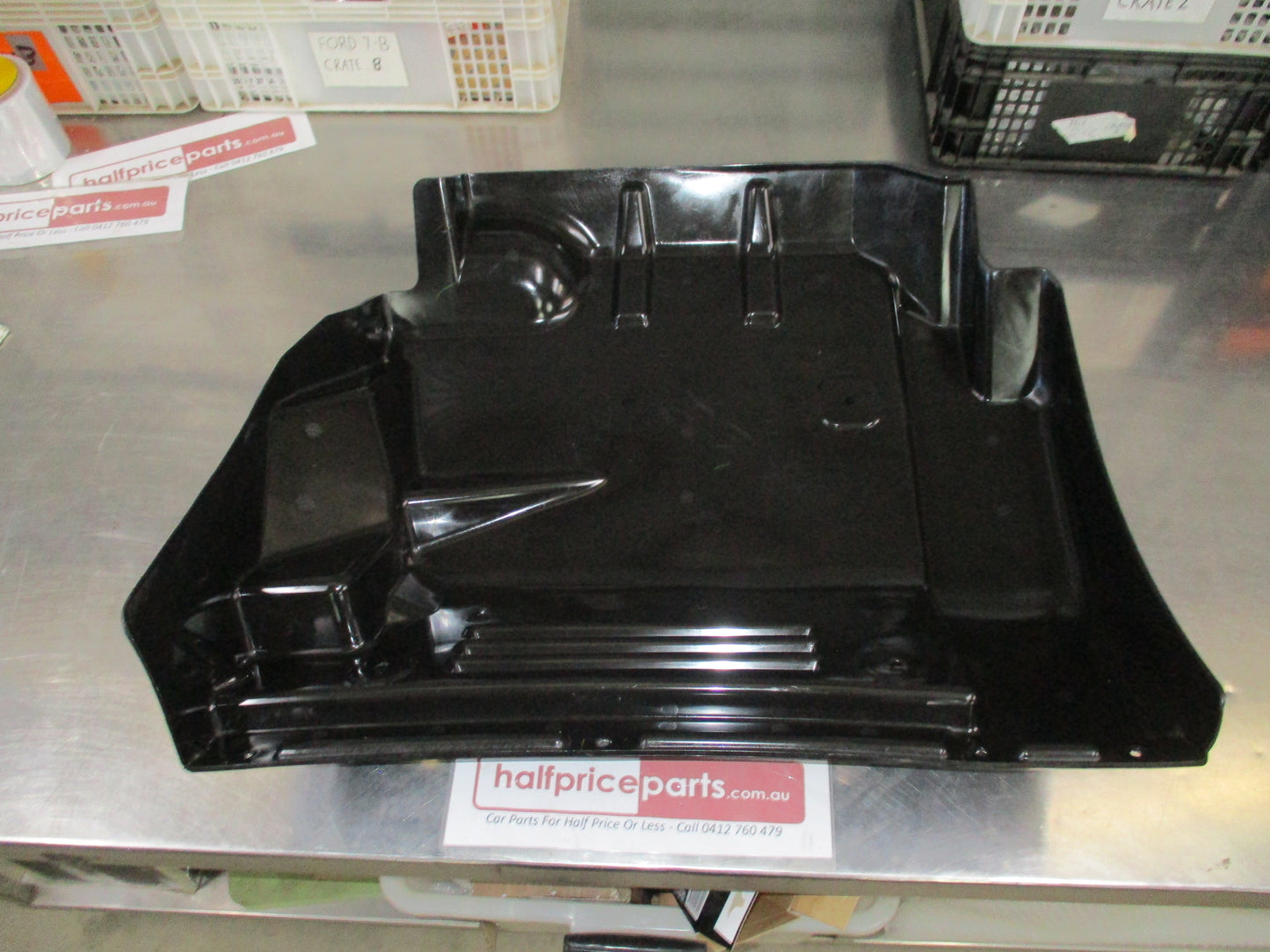 Isuzu FVR34 Genuine Left Hand Front Mudguard New Part