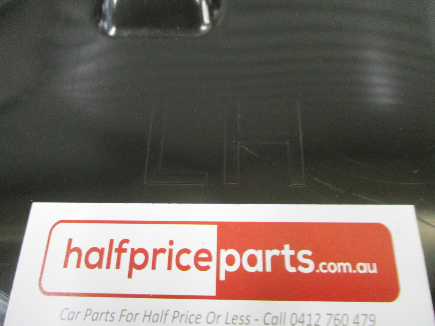 Isuzu FVR34 Genuine Left Hand Front Mudguard New Part
