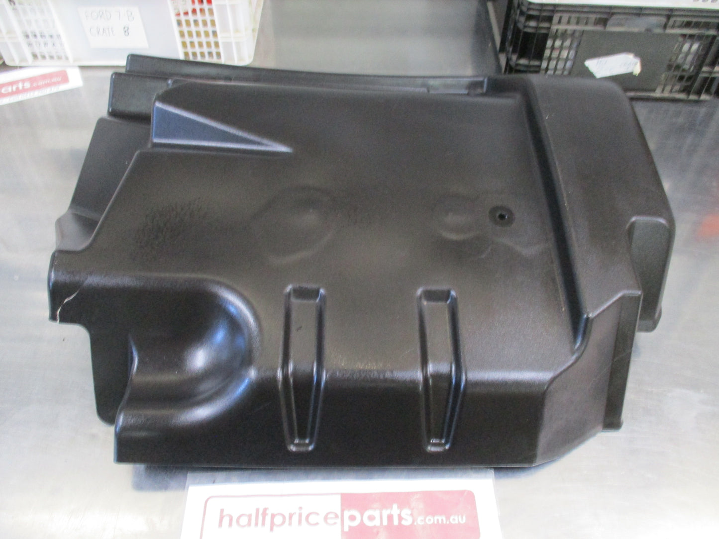 Isuzu FVR34 Genuine Left Hand Front Mudguard New Part